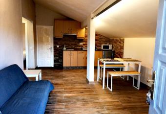 El Desv  n del Chisco has Balcony rooms