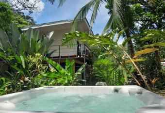 Miah house 1 has Balcony rooms