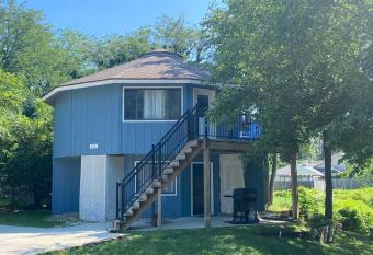 Unique Octagon Family House by Cedar Point & Beach allows 18 year olds to book a room