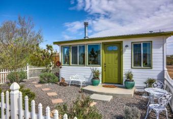 Jt Cottage allows 18 year olds to book a room