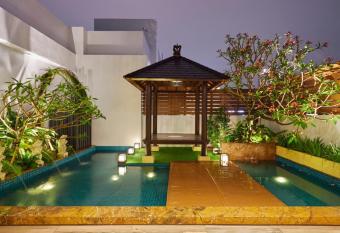 Domo Hotel has Balcony rooms