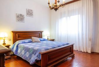 Casa Simonetta has Balcony rooms