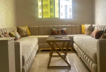 Jada Gzenaya allows 18 year olds to book a room