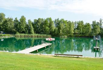 Swiss Army Camping Night / Milit  rbunker allows 18 year olds to book a room