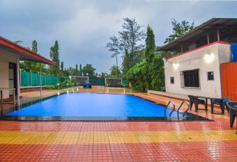 Twinkle villa 4BHK has Balcony rooms