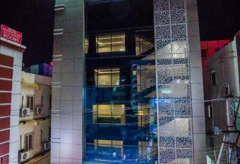 HOTEL PARAMESHWARA luxury awaits allows 18 year olds to book a room