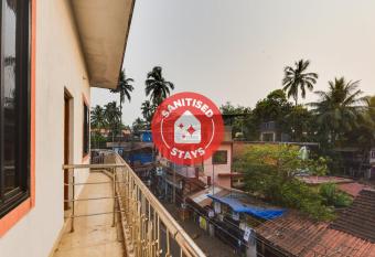 OYO Flagship 70276 Banda Beach Guest House allows 18 year olds to book a room