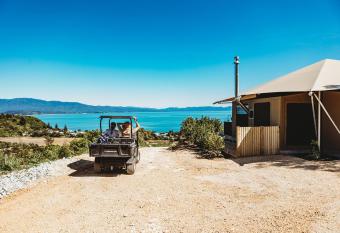 Drift Off Grid Luxury Eco Glamping has Balcony rooms