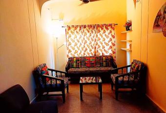 Cool Cozy-1 2Bhk, 2Ac s sainikpuri secunderabad has Balcony rooms