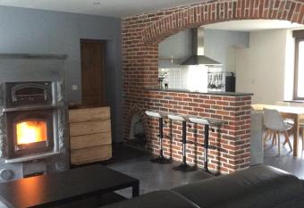 G  te des collines has Balcony rooms