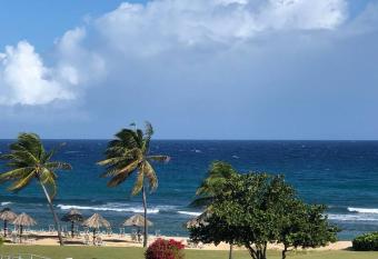 Lovely Caribbean Paradise Condo has Balcony rooms