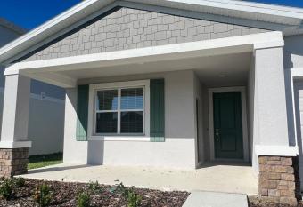Adorable Suite Guest allows 18 year olds to book a room
