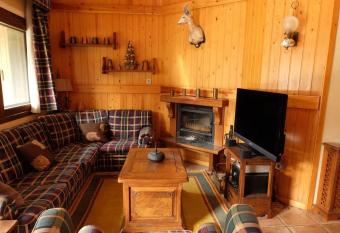 Casa r  stica familiar en los Pirineos has Balcony rooms