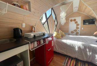 Apart hotel BH7 Tiny House con opci  n a Jacuzzi allows 18 year olds to book a room