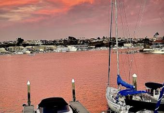 Lido Casa has rooms with a private hot tub