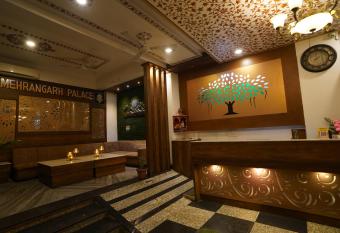 Hotel Mehrangarh Palace has Smoking rooms