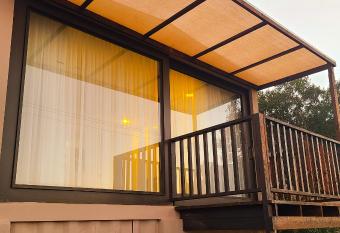 Villas EnsueGo - Valle de Guadalupe allows 18 year olds to book a room