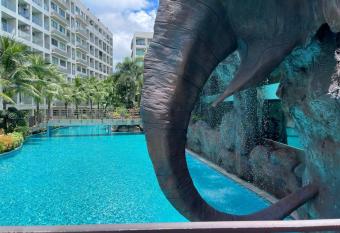 Laguna Beach Resort 3 (Maldives) has Balcony rooms