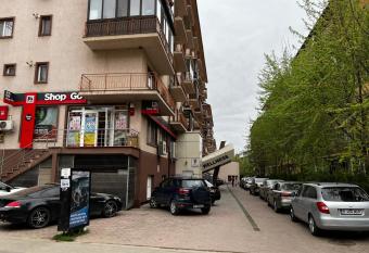 Apartament residential 2 camere cu piscin   wellness la parter has Balcony rooms