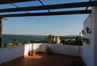 Piso con vistas al mar y gran terraza has Balcony rooms