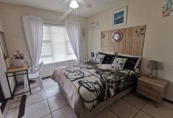 Stafford Close has Balcony rooms