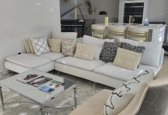 Bliss-Home allows 18 year olds to book a room