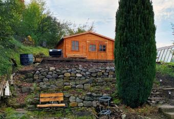 D      nska chatka has Balcony rooms