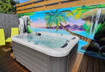  allows 18 year olds to book a room