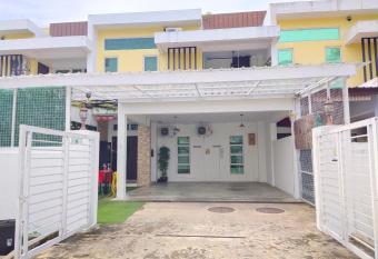 Suite Rimba allows 18 year olds to book a room