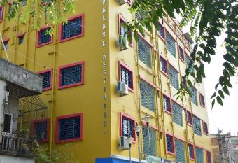 Royal Palace has Balcony rooms