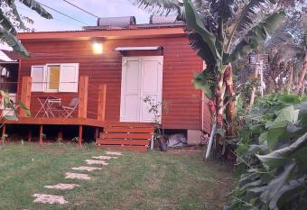 Chalet les Azal  es has Balcony rooms