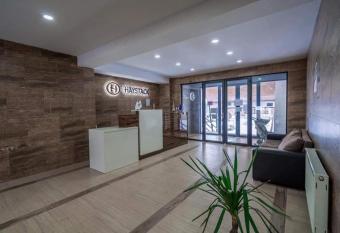 Haystack/103 has Balcony rooms