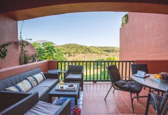 Gorgeous townhouse with seaview has Balcony rooms