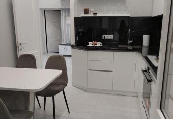 Apartament Vip Chirie has Balcony rooms