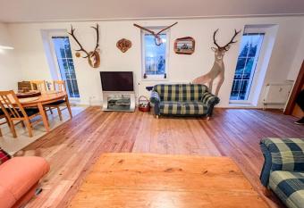 Prokop allows 18 year olds to book a room