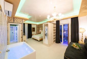 Leucosya Luxury Rooms allows 18 year olds to book a room