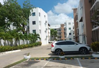 Apartamento Los 27 allows 18 year olds to book a room