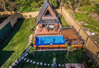 U  URLUBUNGALOV has Balcony rooms