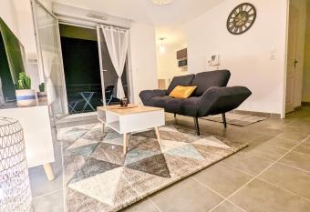 Smile house has Balcony rooms