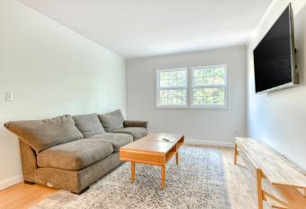 Multorpor has Balcony rooms