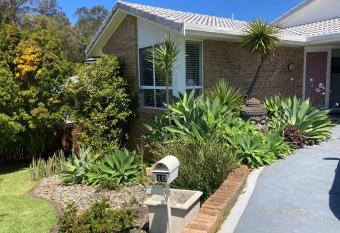 Spacious retreat in Lighthouse Beach has Balcony rooms