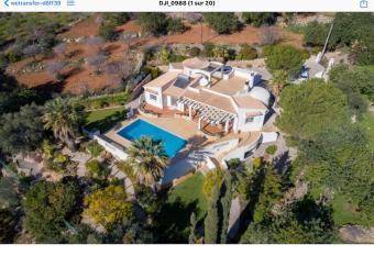 Villa Lucie vue mer avec piscine priv  e en Algarve.. allows 18 year olds to book a room