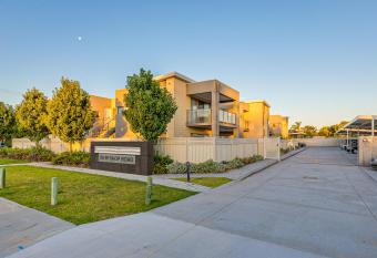 Swan Valley Serviced Apartments allows 18 year olds to book a room