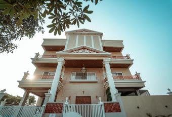 Mountain Glory villa Igatpuri has Balcony rooms