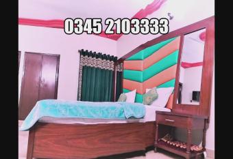 Subhan Palace has Balcony rooms