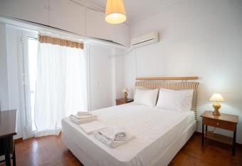 Dimotiko Theatro metro st. 1 bedroom 4 pers. flat has Balcony rooms