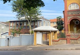 Bentley Backpackers allows 18 year olds to book a room