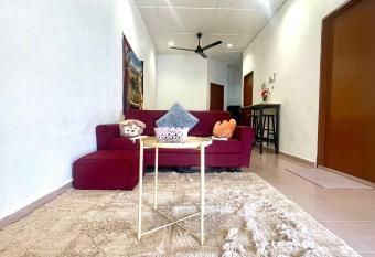 Cozy 255 Entire 3 Bedroom House At Alma Bukit Mertajam allows 18 year olds to book a room