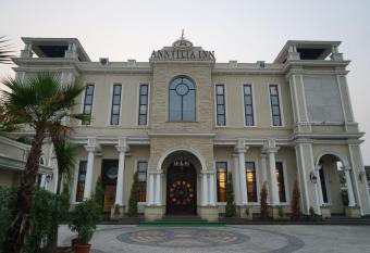 ANNTILIA INN allows 18 year olds to book a room