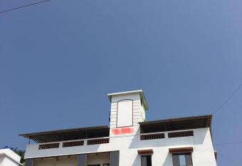 Hotel Murud Plaza has Smoking rooms